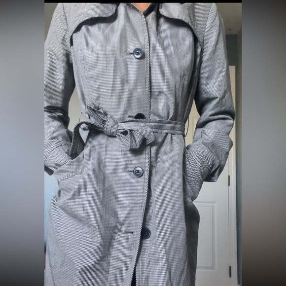 SOLD Jacob trench coat black and white checker xs - Picture 5 of 8